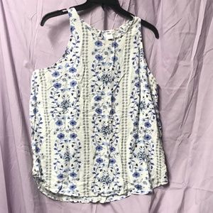 Old Navy blue white floral